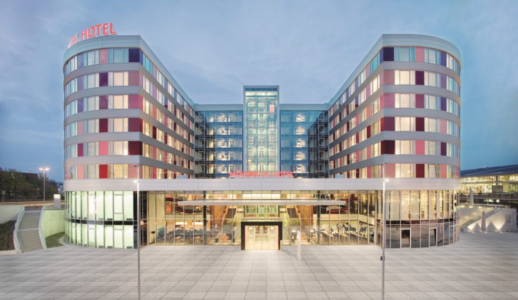 Mövenpick Hotel Stuttgart Flughafen Parken seminarhotels-deutschland.com